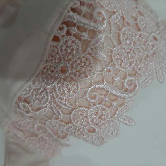 Vintage coquette fairycore satin crochet lace LA Senza bra - Picture 15 of 16